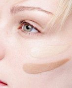 12 Tips For Wearing Makeup When You Have A Breakout