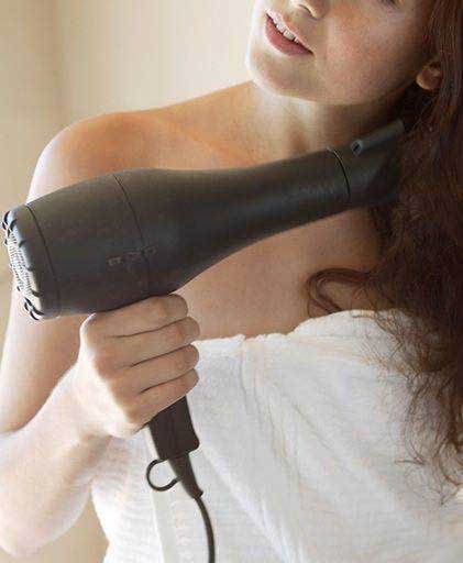 5 Blowdrying Mistakes You Didn’t Know You Were Making
