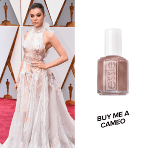 Hailee Steinfeld wearing Essie Buy Me A Cameo nail polish