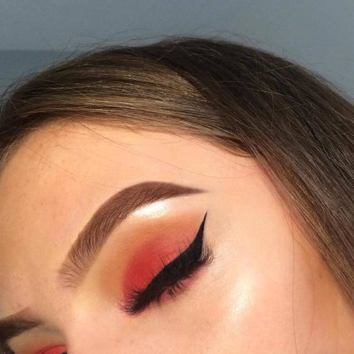 How to Apply Liquid Eyeliner Without Looking Like a Hot Mess