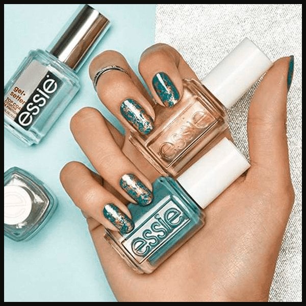 The Metallic Marble Nail Art You Can Do At Home The Metallic Marble Nail Art You Can Do At Home