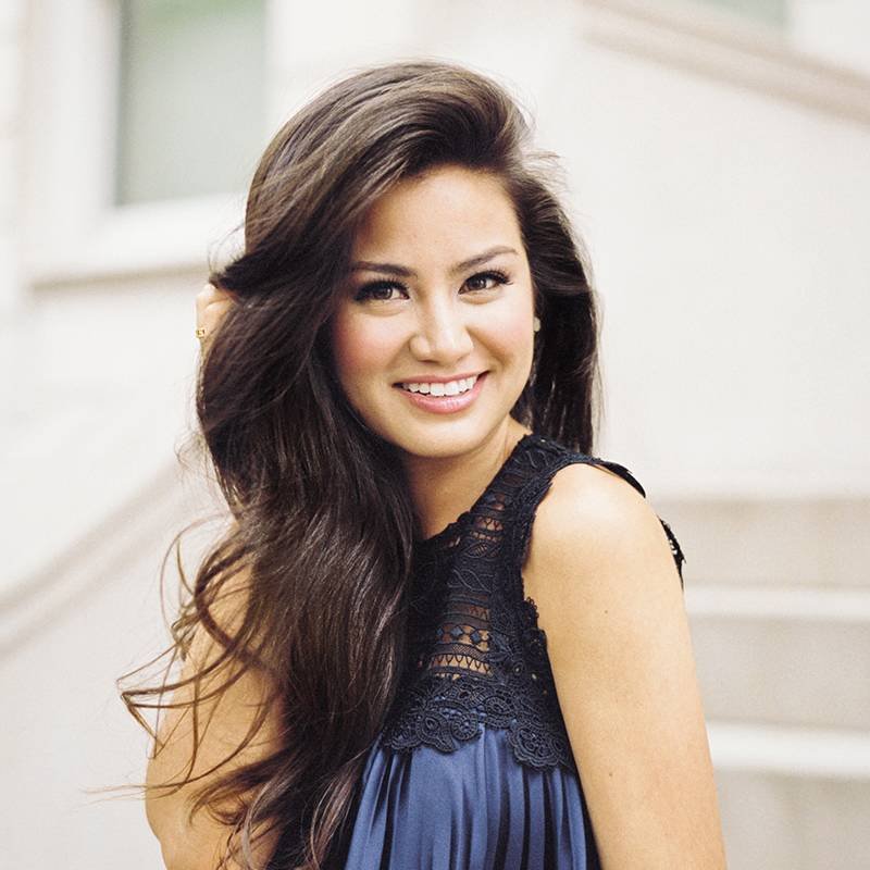 Interview With Beauty And Lifestyle Influencer Caila Quinn Makeup Com What style and color of clothes does the animal of the year like?