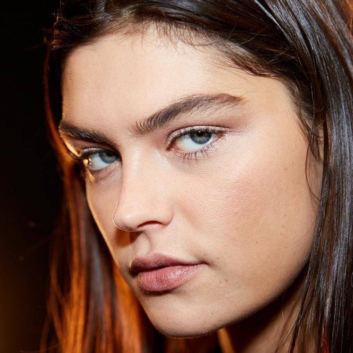 5 Steps to Perfectly Defined, Thick Brows