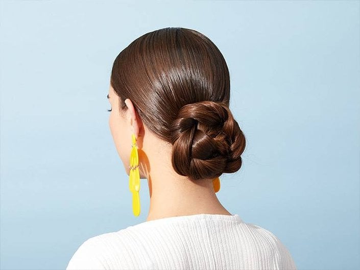 4 Steps to Create the Perfect Low Bun