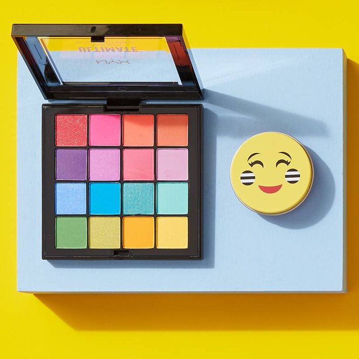 7 Colorful Eyeshadow Palettes for the Color-Obsessed Makeup Junkie