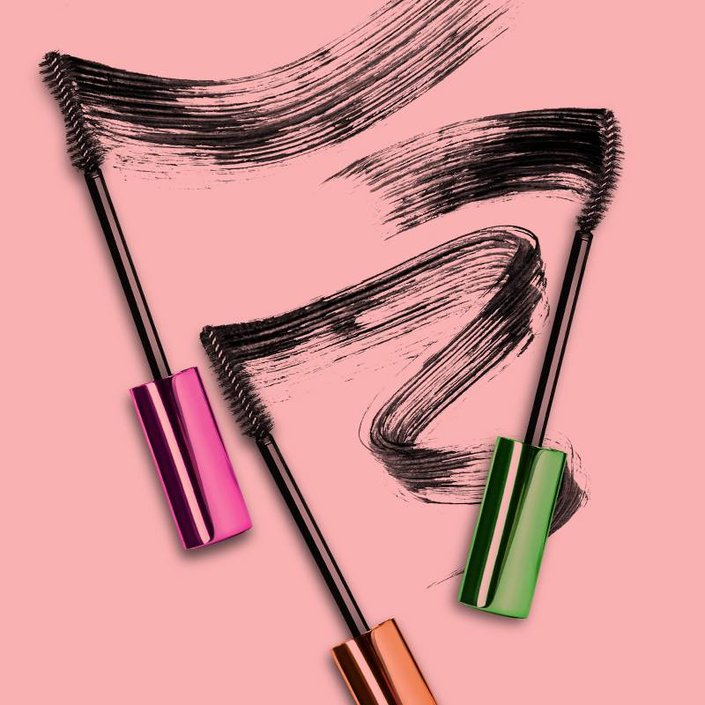 mascara wands and mascara swatches