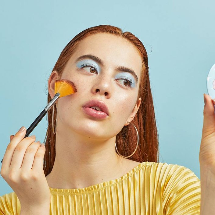 8 Highlighters Perfect for Strobing (Which You Should Definitely be Doing)