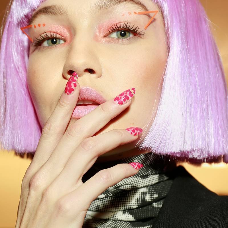 5 Lipstick Shades To Buy According To Your Natural Hair Color