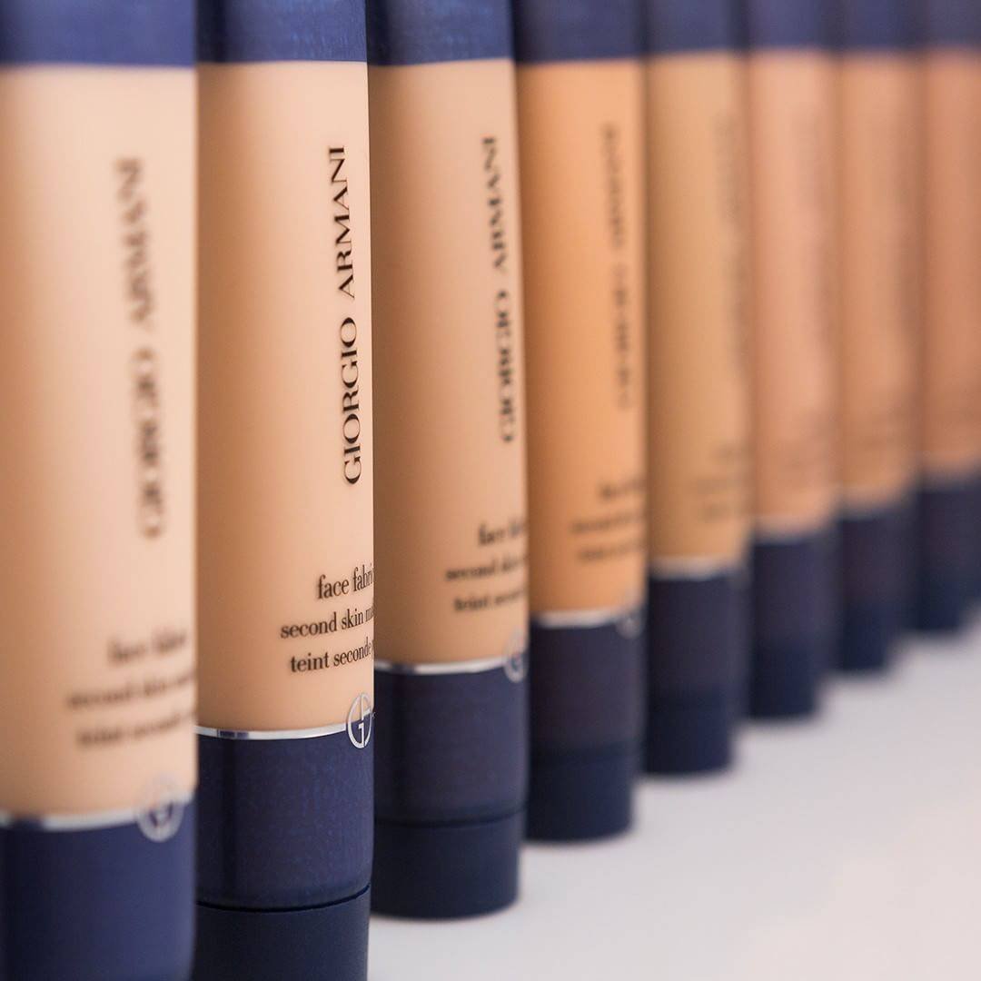 Giorgio armani face fabric second skin lightweight foundation Outlet