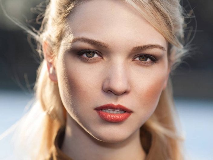 The Secret to Wearing Bold Lipstick When You Have Thin Lips