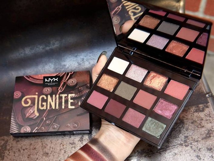 NYX Professional Makeup Machinist Shadow Palette in Ignite