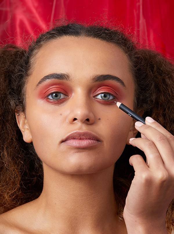 How To Wear Red Smokey Eye Makeup Makeup