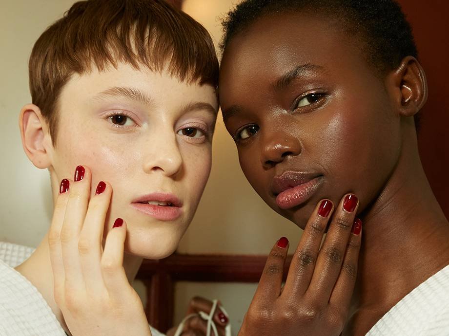 7 Essie Nail Polish Shades That Are Perfect For Winter 