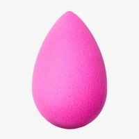 beautyblender makeup sponge