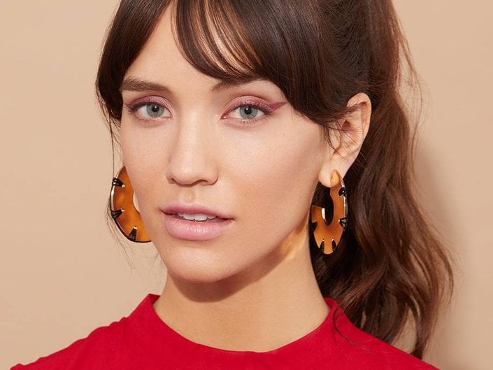 The Ultimate 4-Step Eyeshadow Wing Tutorial