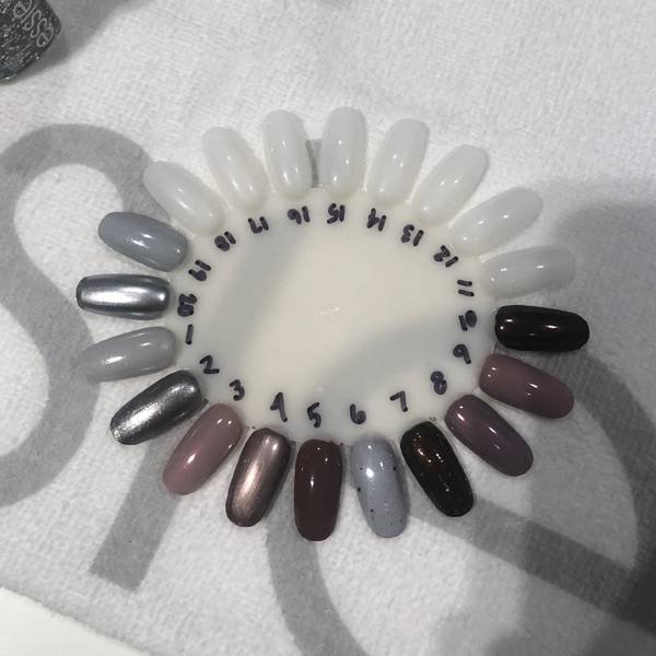Essie Nail Look Kate Spade Fashion Week Fall 19 Makeup Com Essie Nail Look Kate Spade Fashion Week Fall 19 Makeup Com