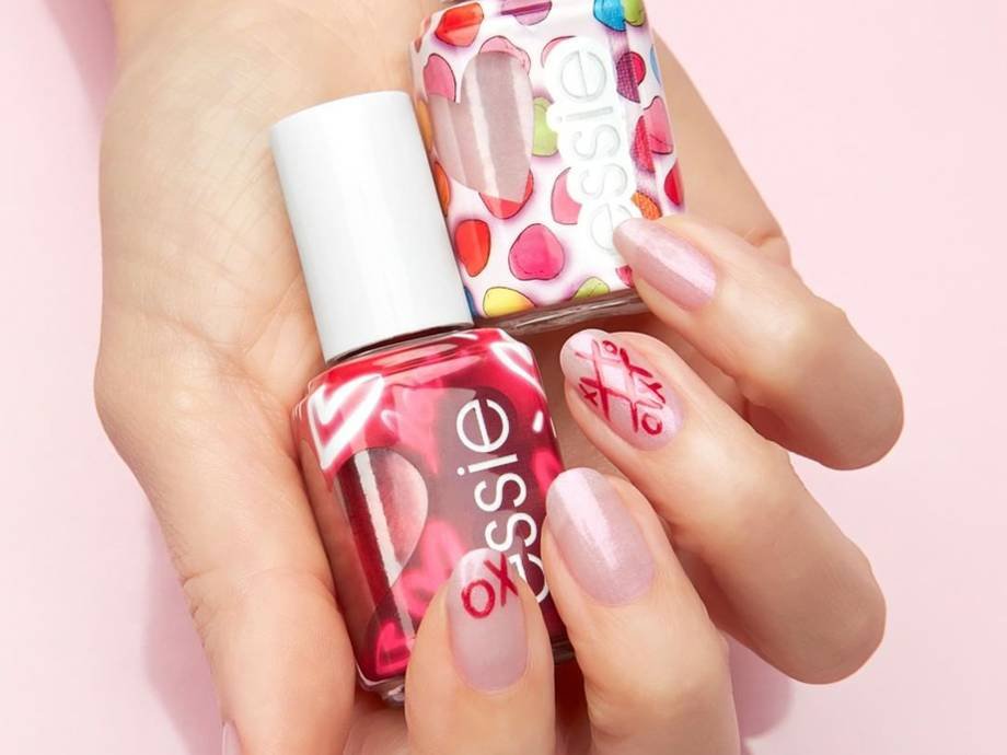 6 Valentine’s Day Nail Art Looks Better than a Box of Sweethearts