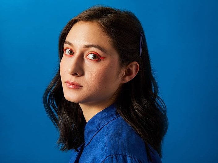 How to Master Graphic Neon Liner In Three (!!!) Steps