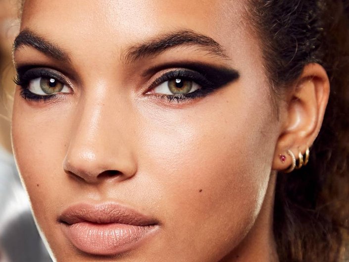 5 Black Eyeshadows To Add To Your Eye Collection STAT