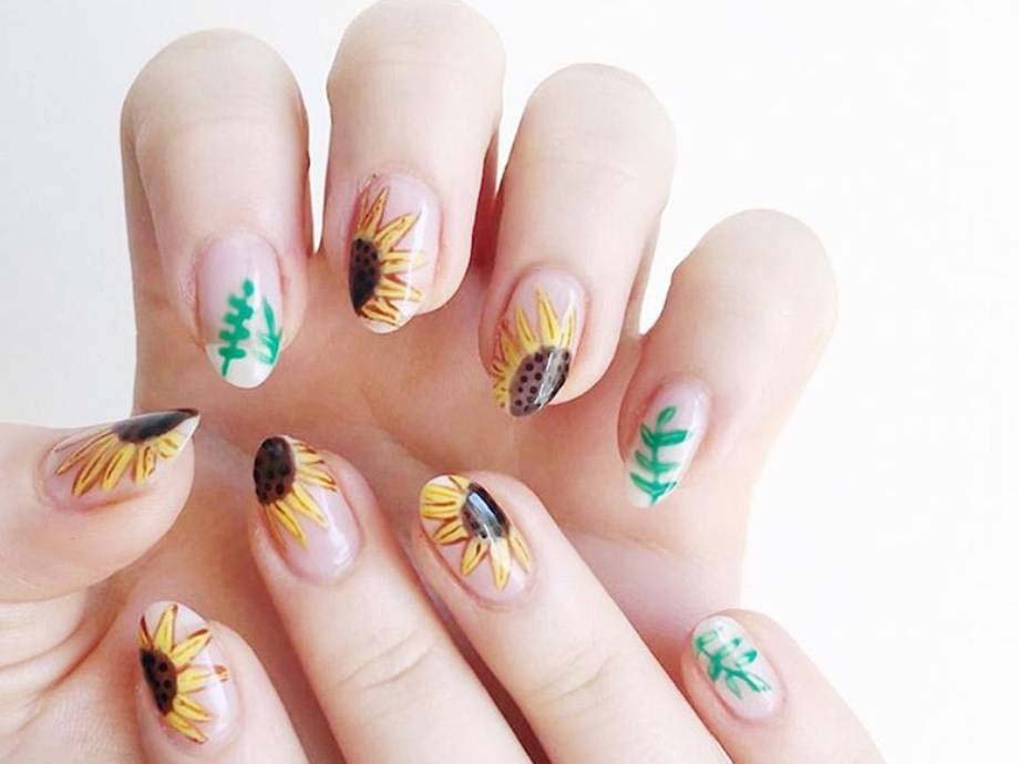 Sunflower Nail Art Looks Makeup Com