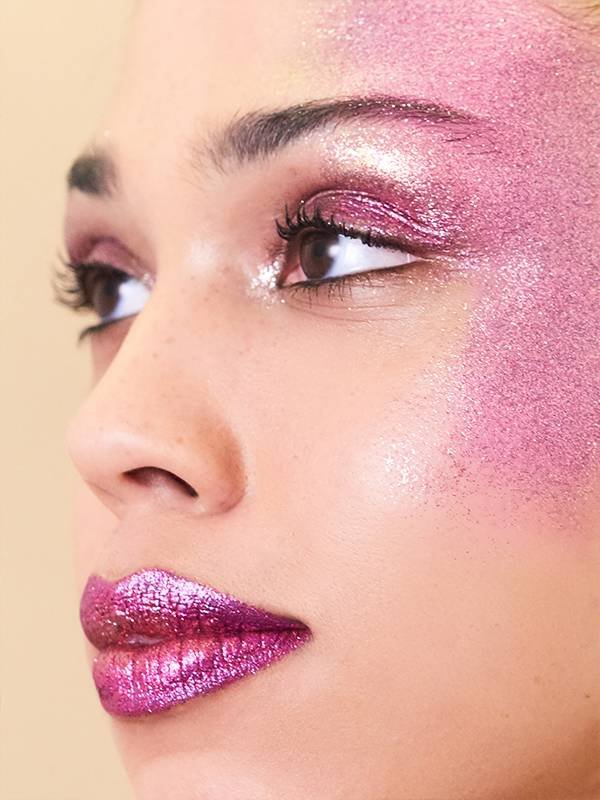 Glitter Goals: How To Do Glitter For Festival Season