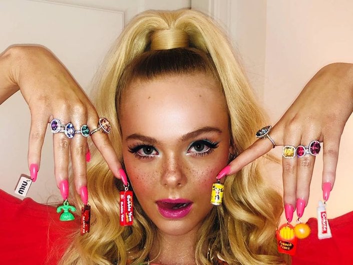 6 Acrylic Neon Nail Looks That Are a Whole Summer Vibe