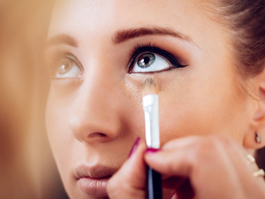 What Is Micro-Concealing?  Makeup.com