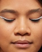 How to Apply Eyeliner Flawlessly, According to Pro Makeup Artists