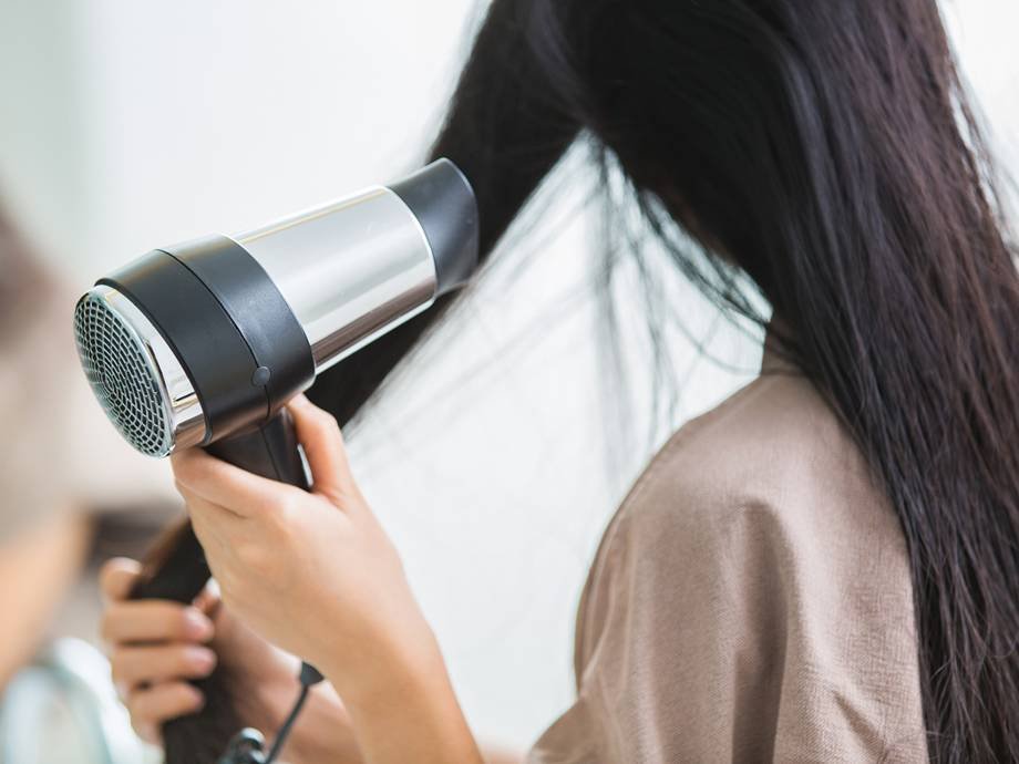 How to DIY the Perfect Salon Blowout at Home