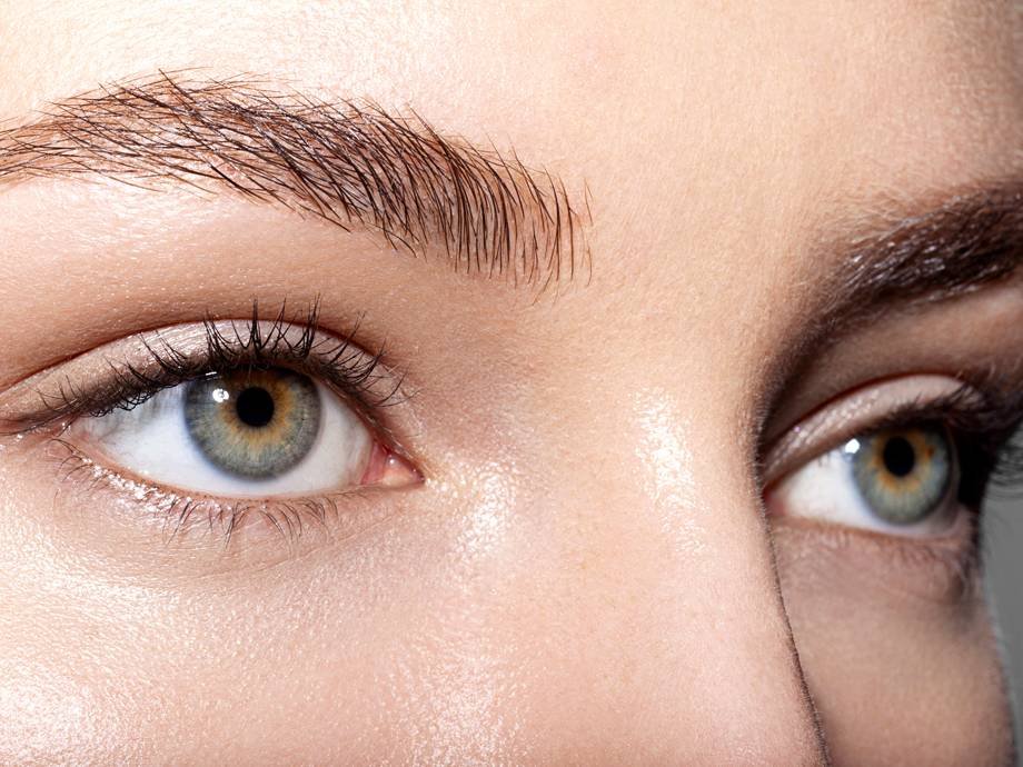 How To Dye Your Eyebrows At Home