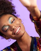 This Cosmic Eyeshadow Tutorial Is Out of This World