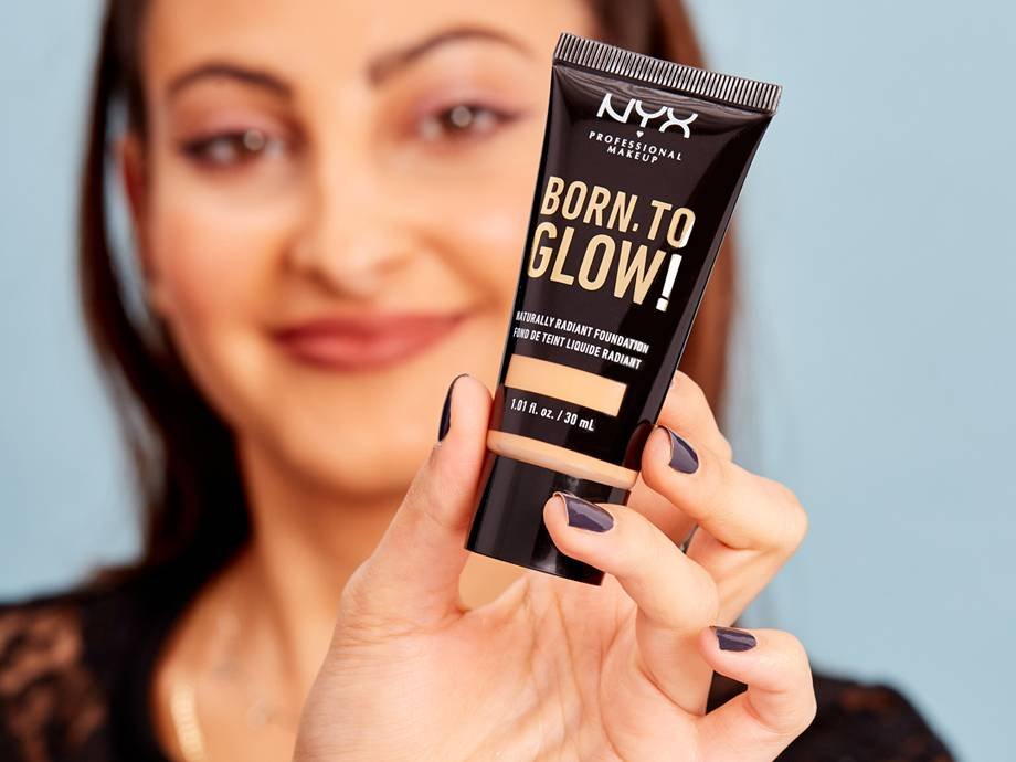 4 Editors Put the NYX Born To Glow! Naturally Radiant Foundation to the Test