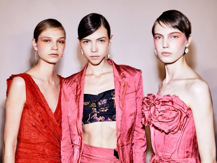 This NYFW Makeup Look Makes a Case for Neon Eyeshadow Like We’ve Never Seen Before