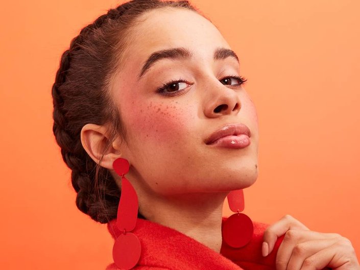 S.O.S! I Applied Too Much Blush