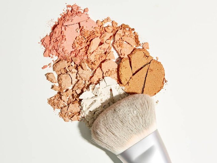The Biggest Makeup Mistakes, According to Major Makeup Artists