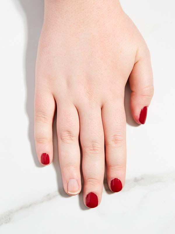 This Santa Hat Manicure Is a Major Holiday Mood