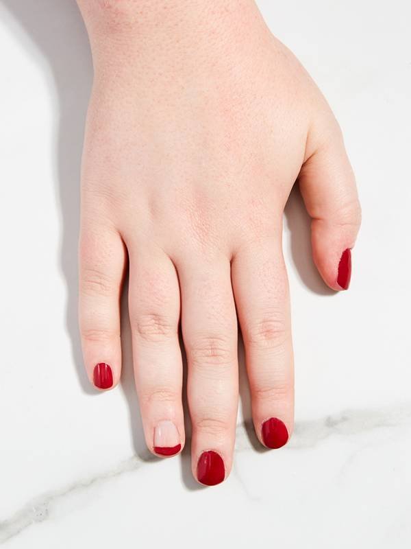 This Santa Hat Manicure Is a Major Holiday Mood