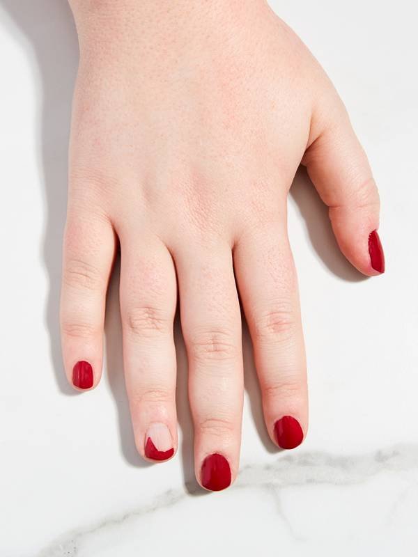 This Santa Hat Manicure Is a Major Holiday Mood