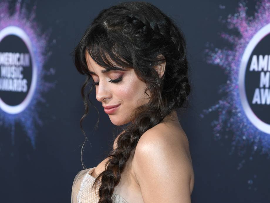 Here’s How to Get Camila Cabello’s Rapunzel Hair From Last Night’s Awards 