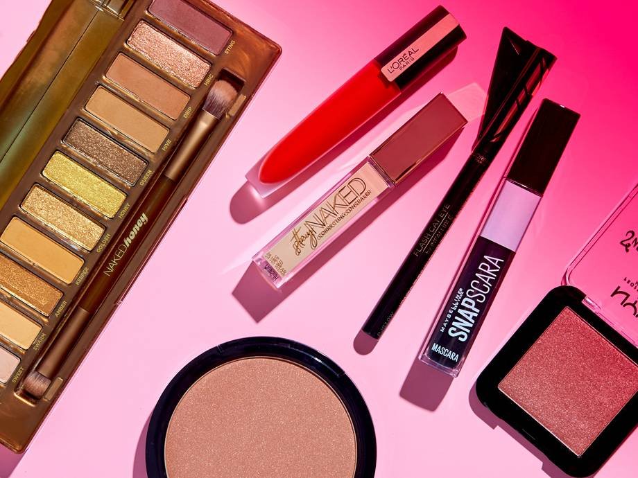 10 Makeup Products Everyone Needs in Their Beauty Arsenal