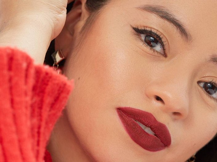 5 Beauty Editors Share Their Winter Makeup Routines