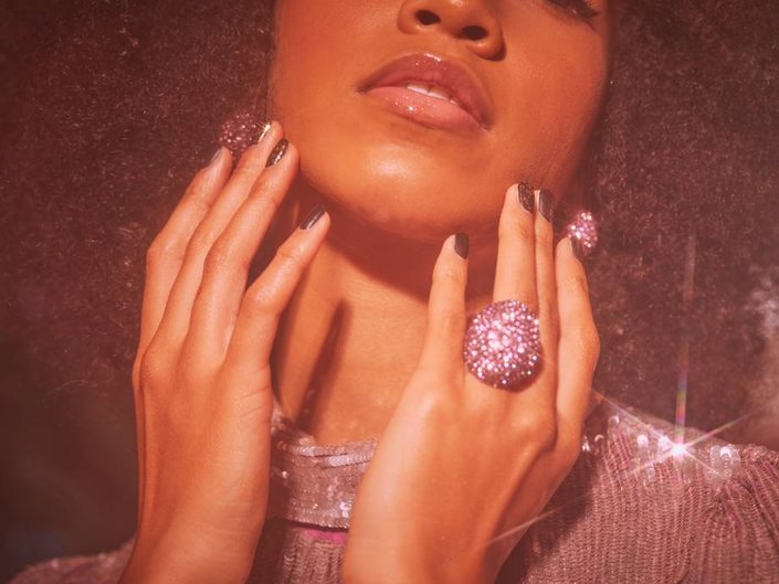 Everything You Need to Know About Gel Manicures — And How to Remove Them