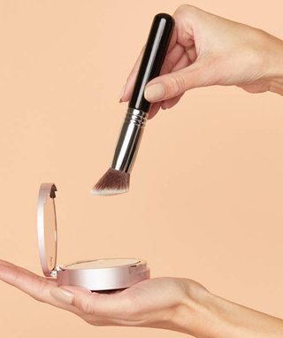 Beauty Q&A: What Is a Duo-Fiber Makeup Brush?
