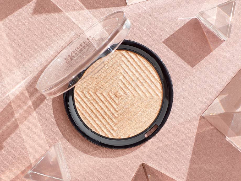 The Best Highlighters for Glass Skin