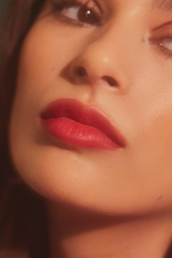 How to Do the Blurred Lip Look