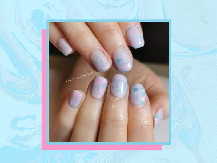 marble mani inspo