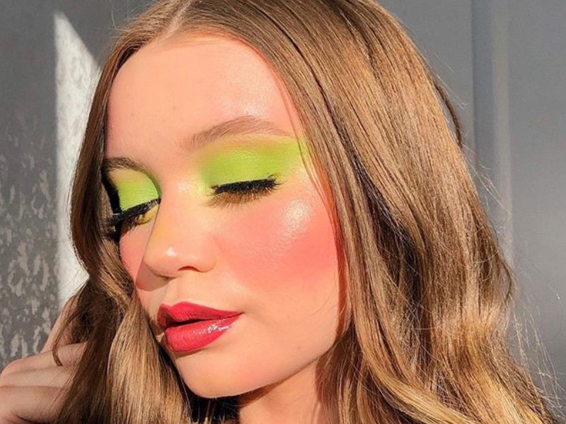 statement eyeshadow looks to try this summer  makeup