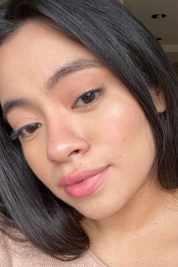 person wearing neutral makeup look