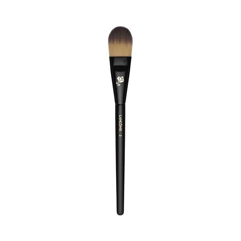 Here S How To Use A Foundation Brush Like A Pro Makeup Com