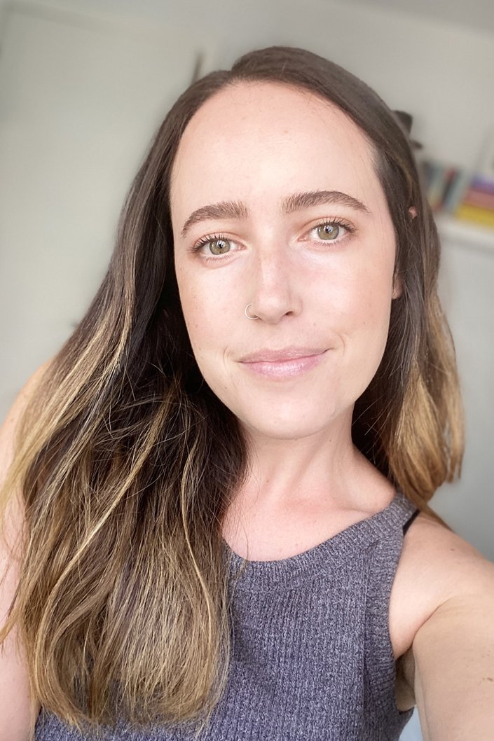 person wearing IT Cosmetics Brow Power Filler Eyebrow Gel